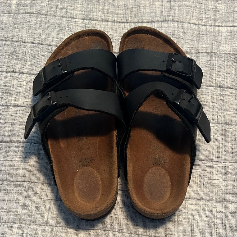 Black Arizona Birkenstocks